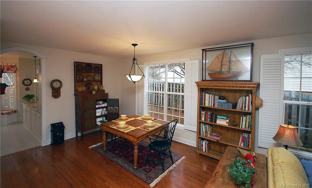 108 Village Greenway Way - Photo 12