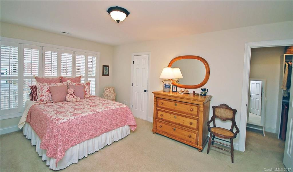 108 Village Greenway Way - Photo 18