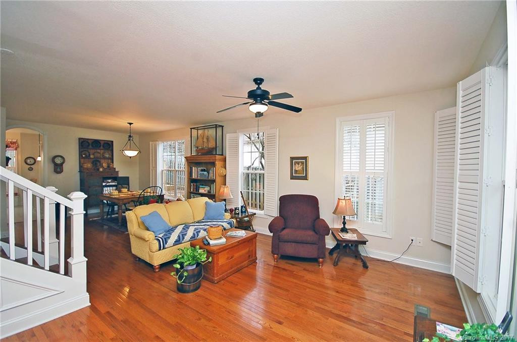 108 Village Greenway Way - Photo 9