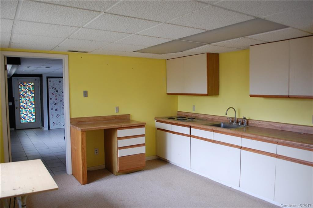 865 Vineyard Road - Photo 17