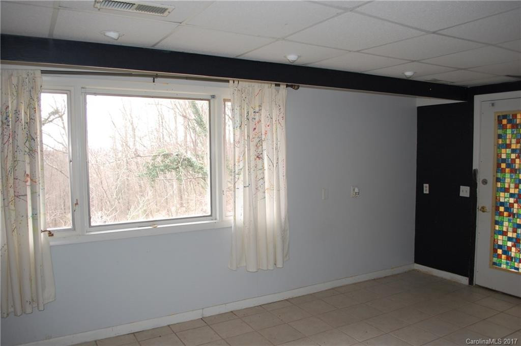 865 Vineyard Road - Photo 19