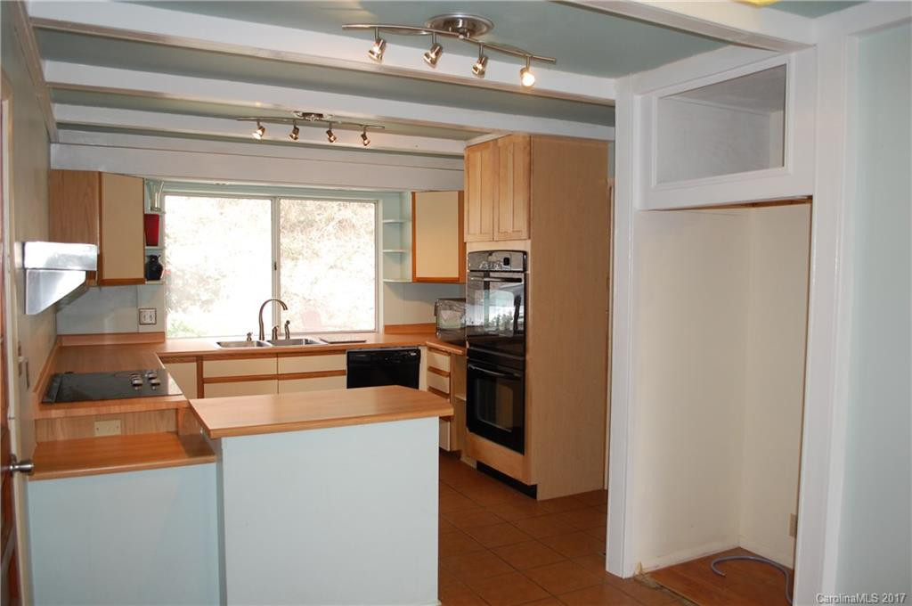 865 Vineyard Road - Photo 4