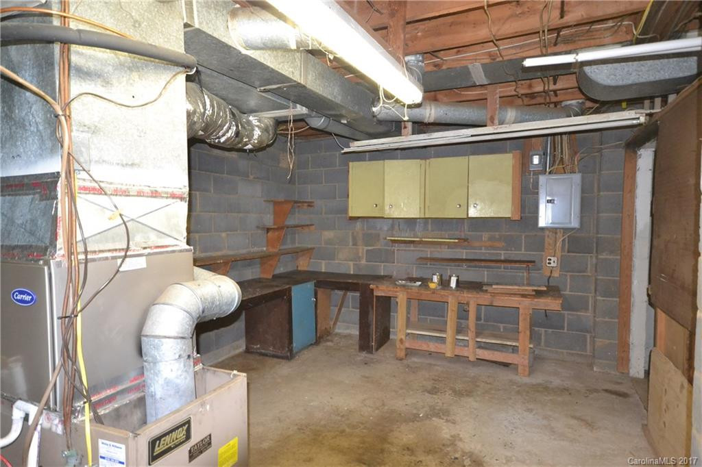 32 Wilshire Drive - Photo 13