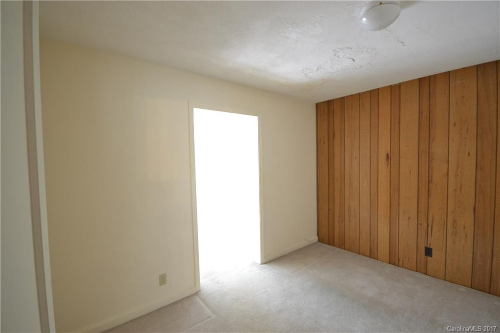 32 Wilshire Drive - Photo 9