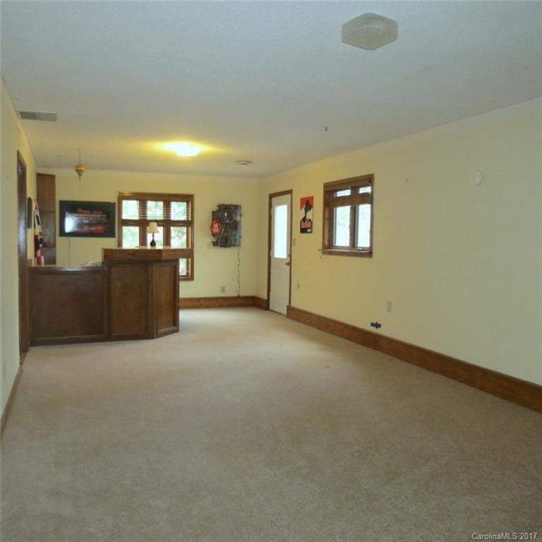 1017 Three Mile Knob Road - Photo 16