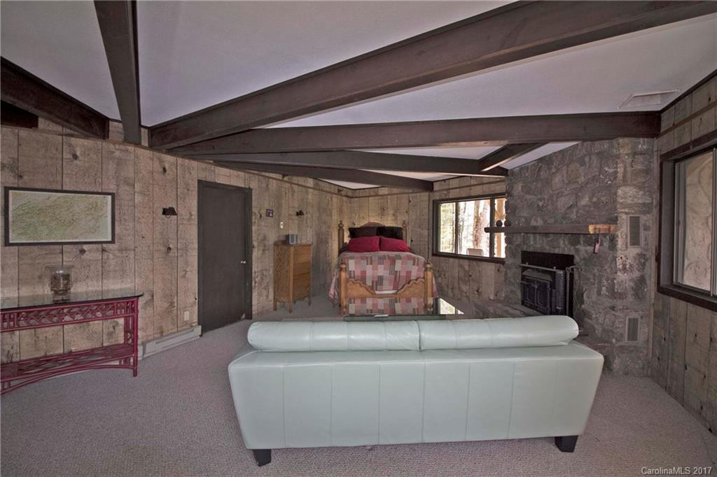 1299 Country Club Drive - Photo 11