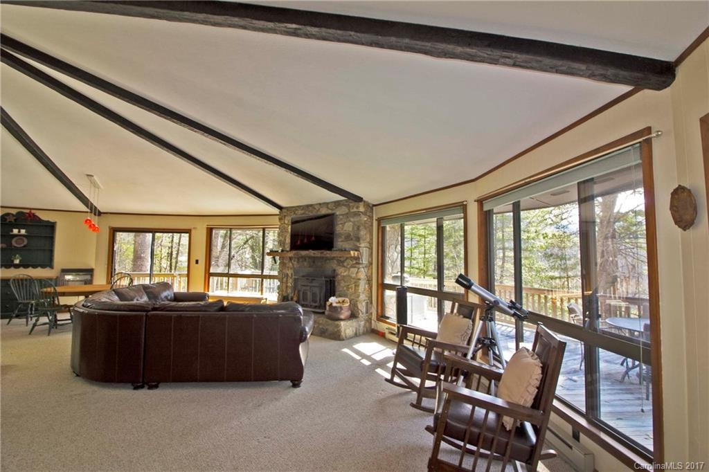 1299 Country Club Drive - Photo 5