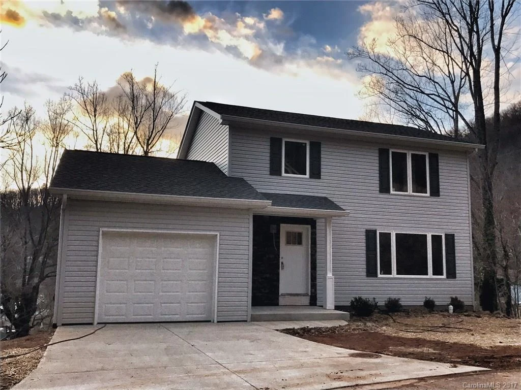 125 Park Ridge Avenue