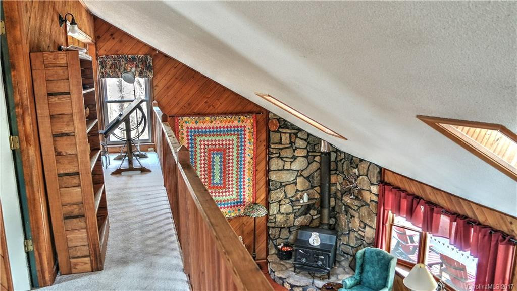 266 Hillcrest Drive - Photo 13