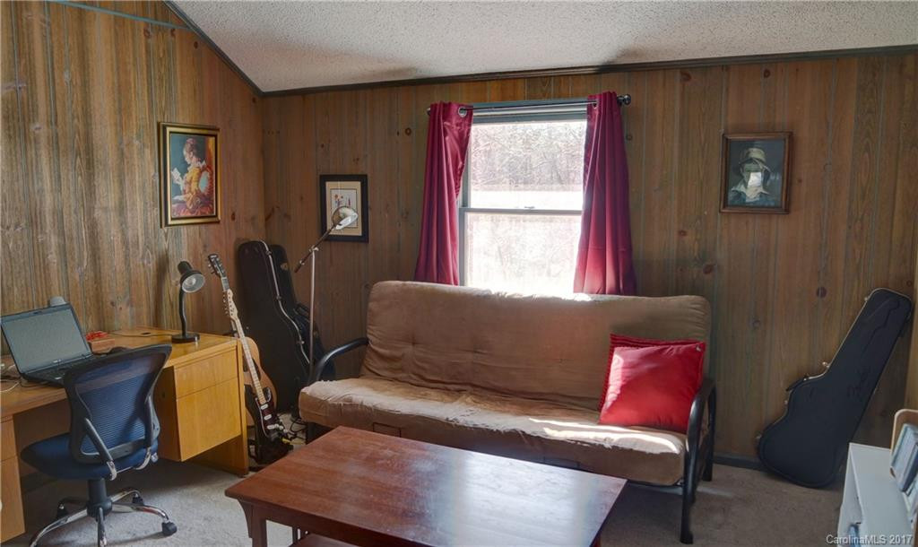266 Hillcrest Drive - Photo 16