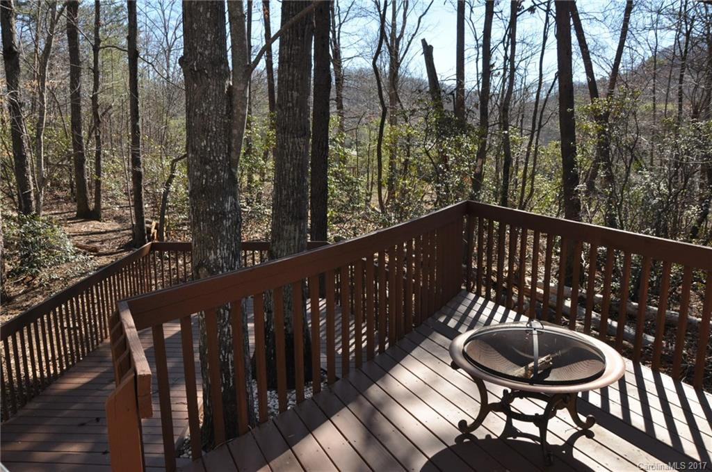 266 Hillcrest Drive - Photo 10