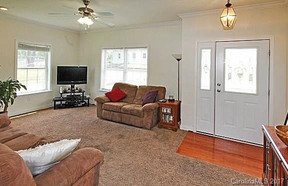 230 Newfound Street - Photo 2