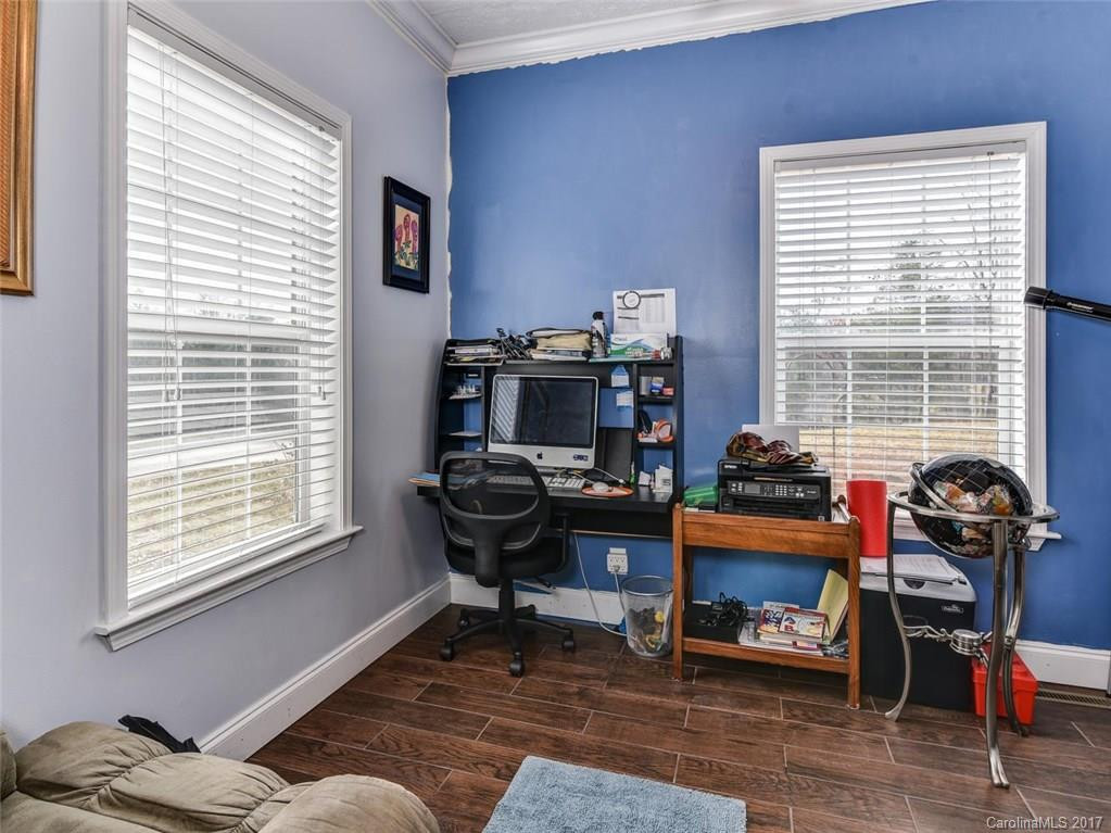 230 Pete Luther Road - Photo 14