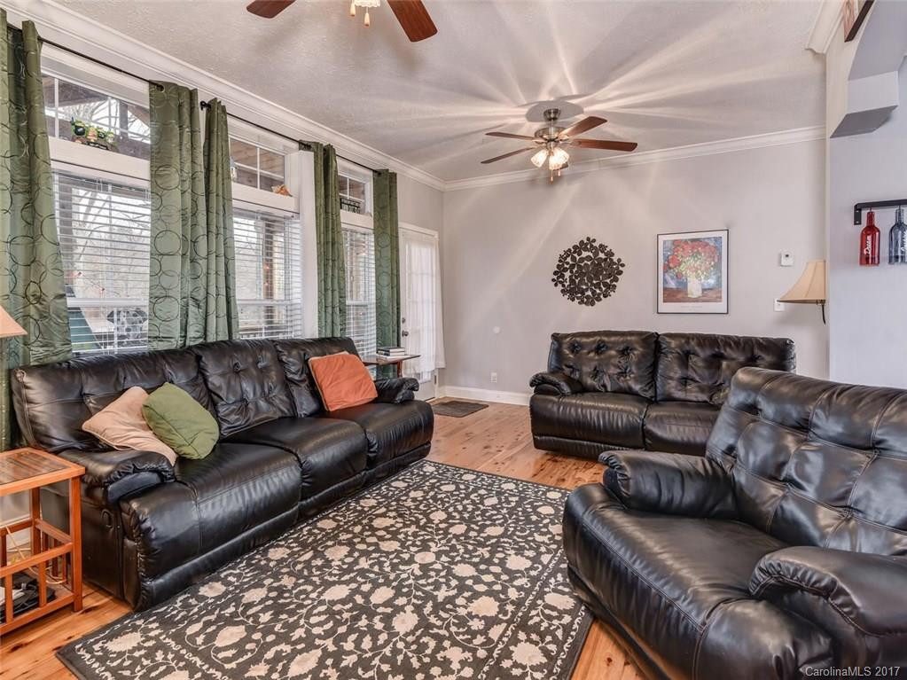 230 Pete Luther Road - Photo 4