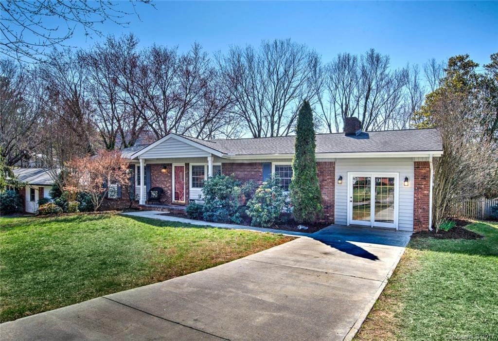 4 Fernbrook Place