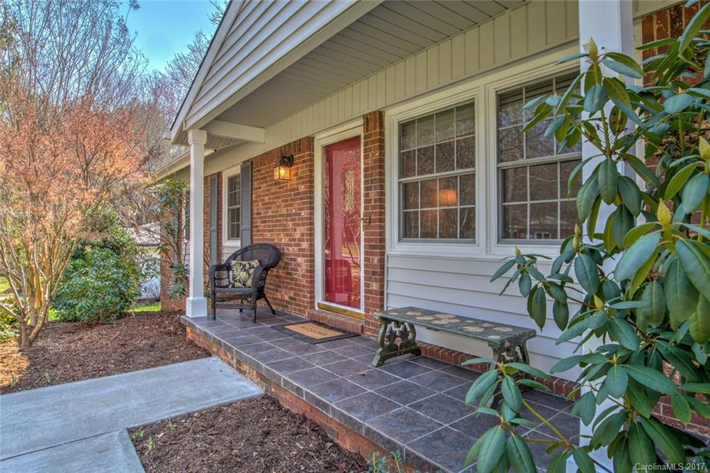 4 Fernbrook Place - Photo 2
