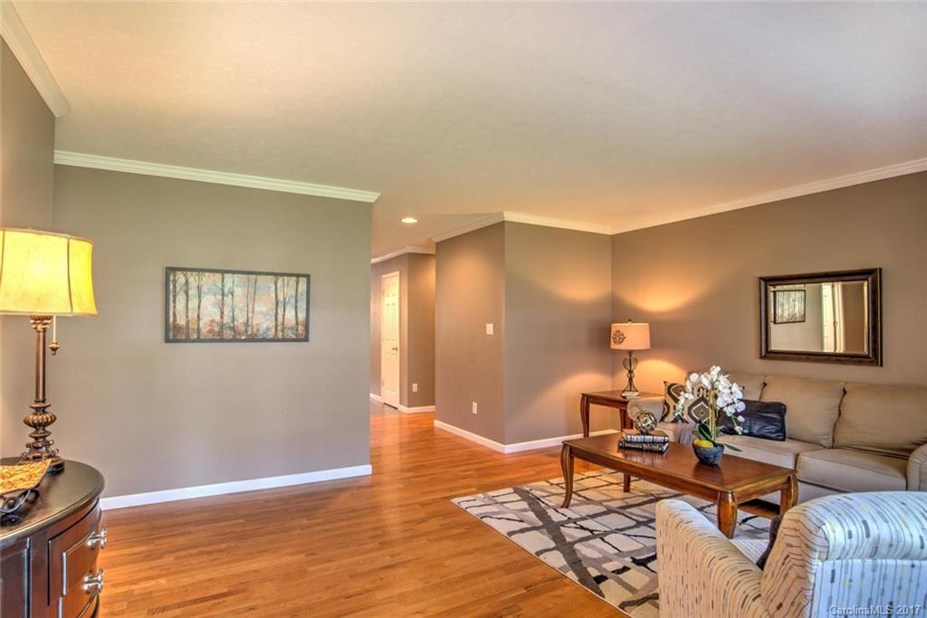 4 Fernbrook Place - Photo 4