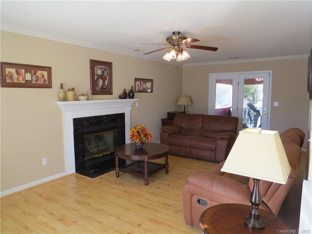 1203 Pebble Lane - Photo 2