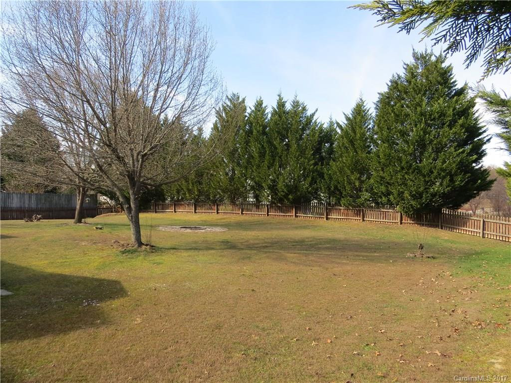 1203 Pebble Lane - Photo 14