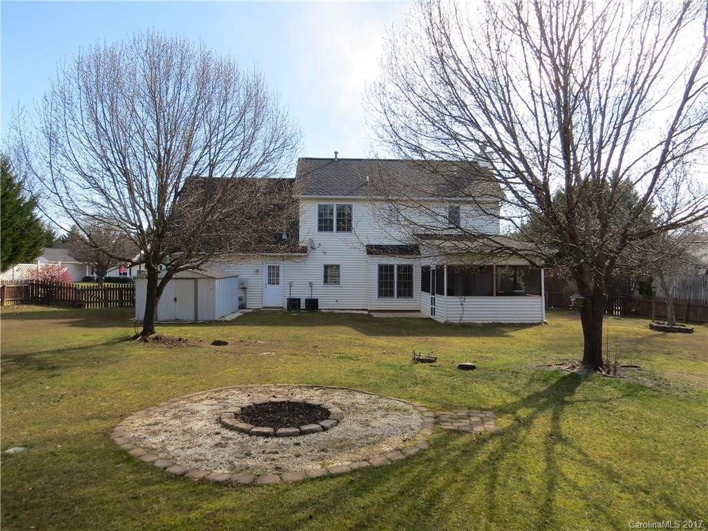 1203 Pebble Lane - Photo 16