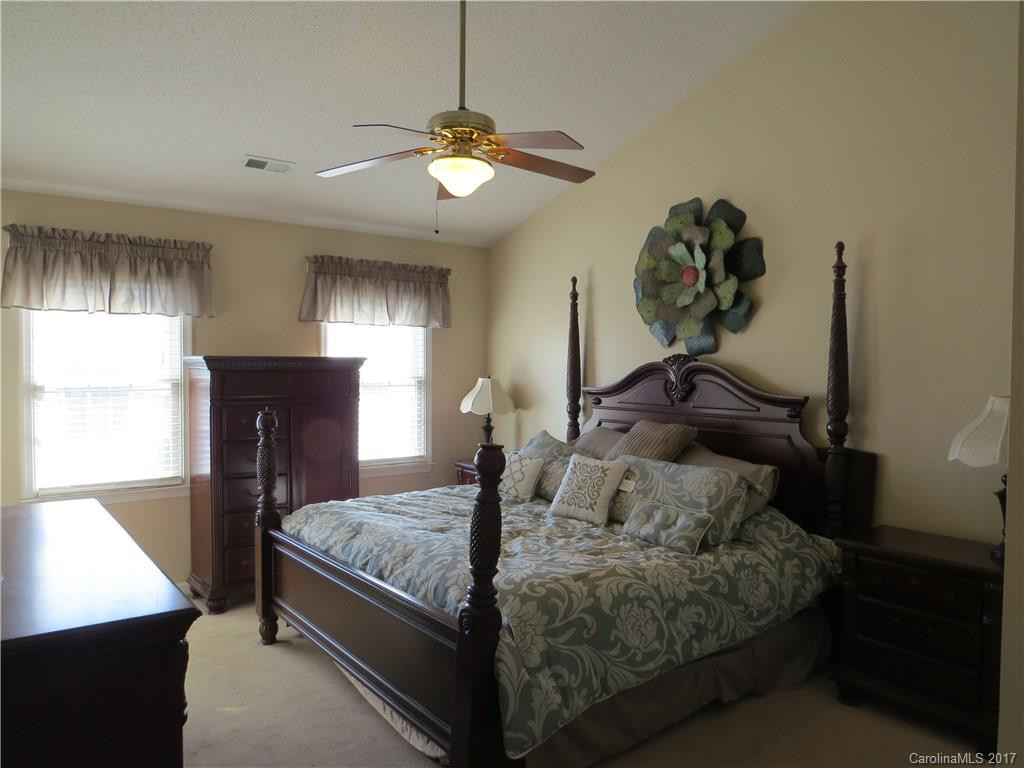 1203 Pebble Lane - Photo 6
