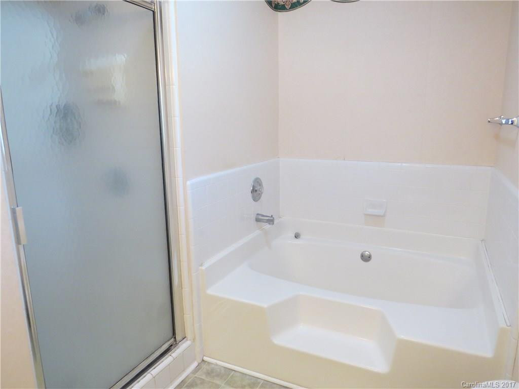 1203 Pebble Lane - Photo 10