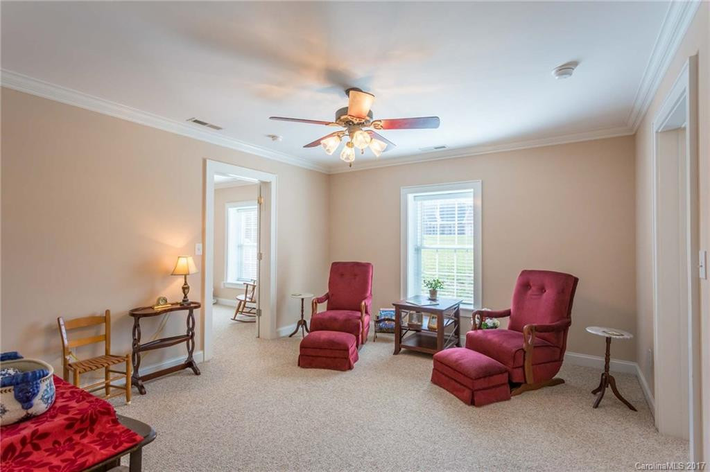 2494 Genes Loop - Photo 19