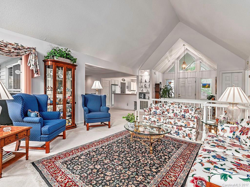 311 Inverness Court #14 - Photo 5