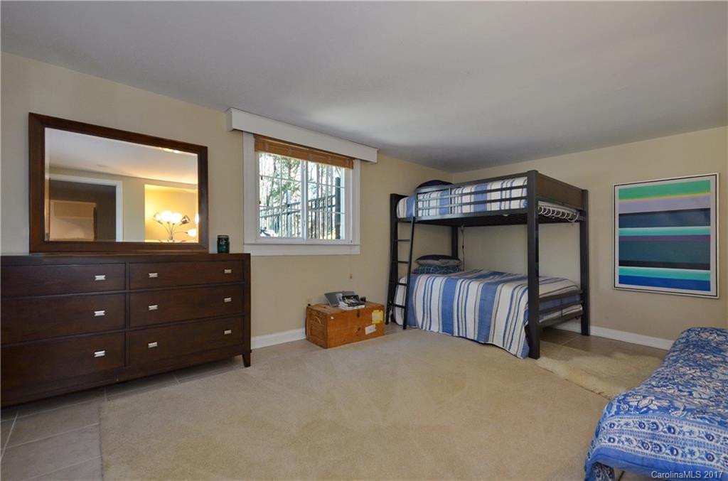 12 Pine Tree Circle - Photo 19