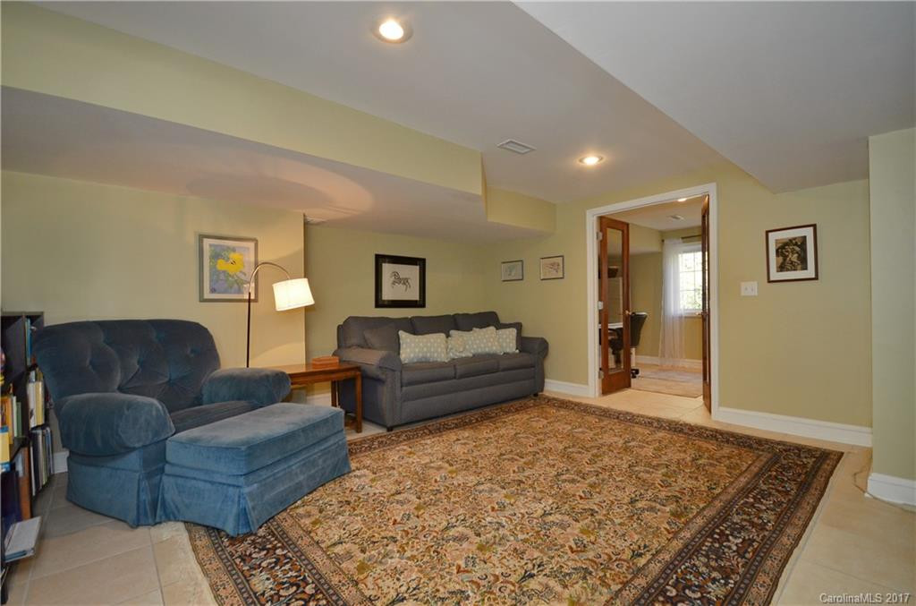 12 Pine Tree Circle - Photo 20