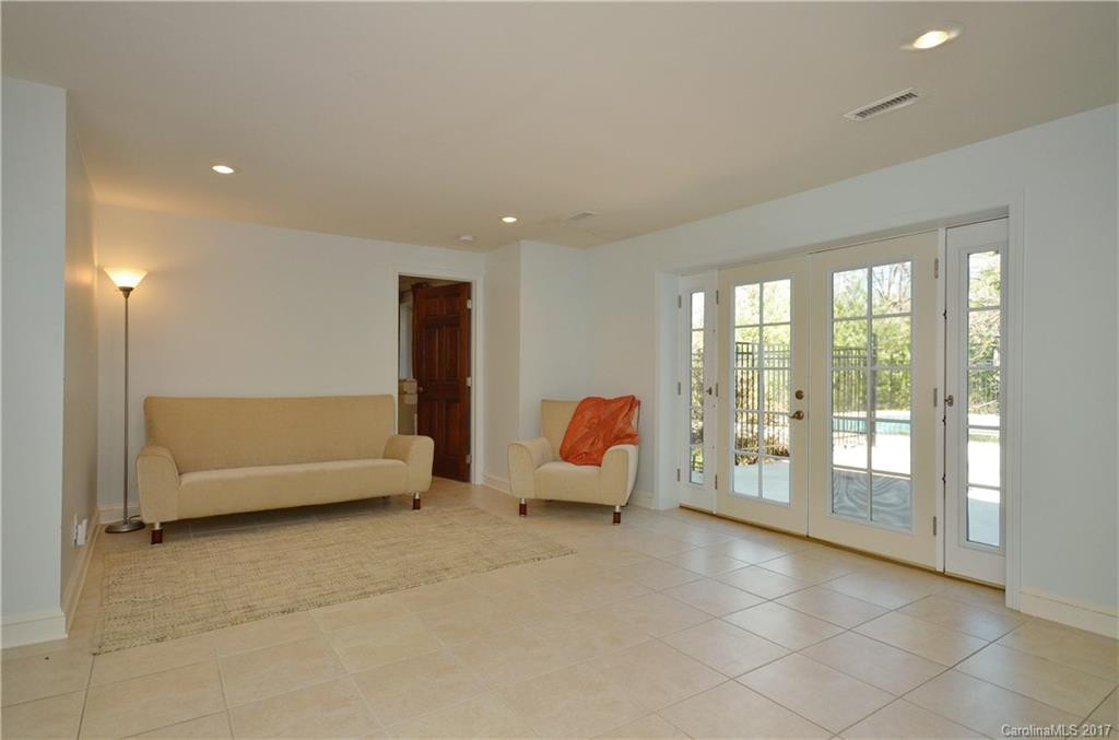 12 Pine Tree Circle - Photo 23