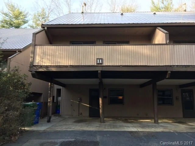 11 Maple Ridge Lane #11