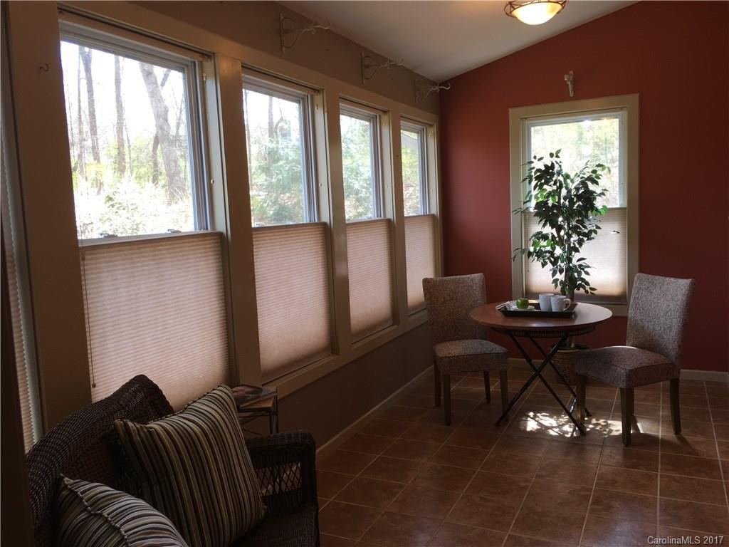 142 Shadowlawn Drive - Photo 7