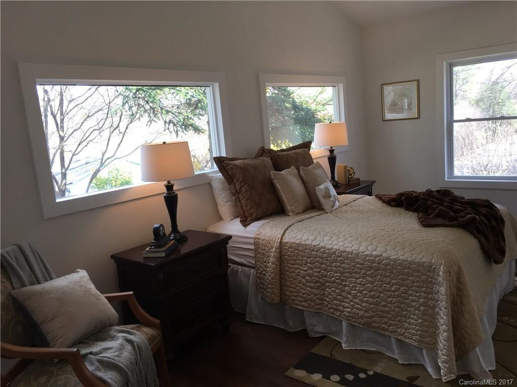 142 Shadowlawn Drive - Photo 9