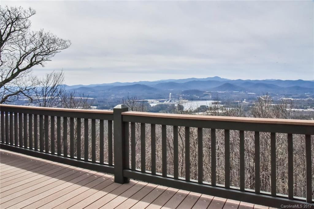 120 Stonegate Drive - Photo 2
