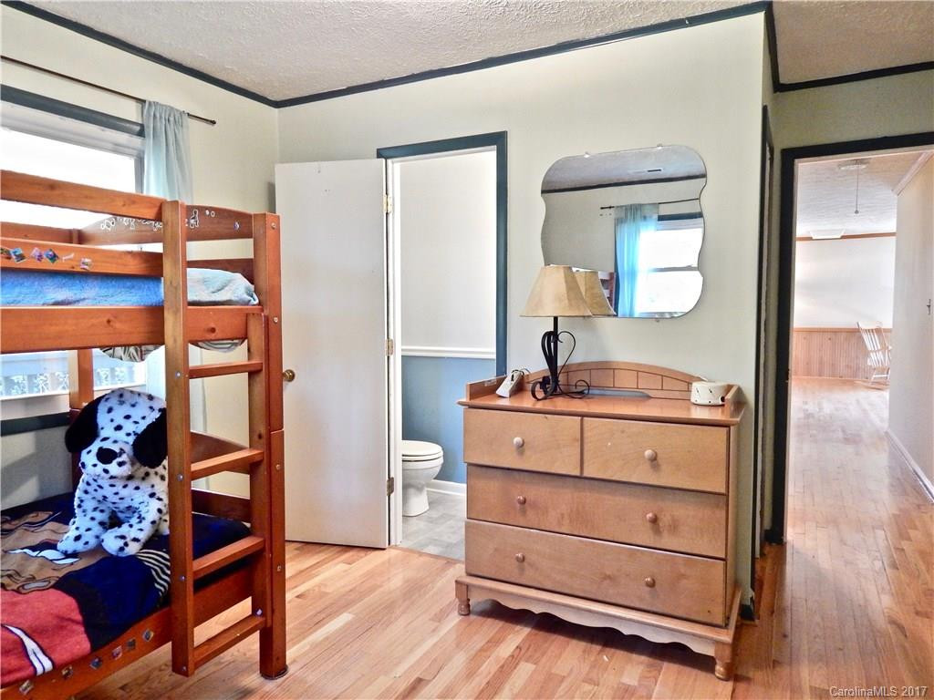 670 Salisbury Road - Photo 14