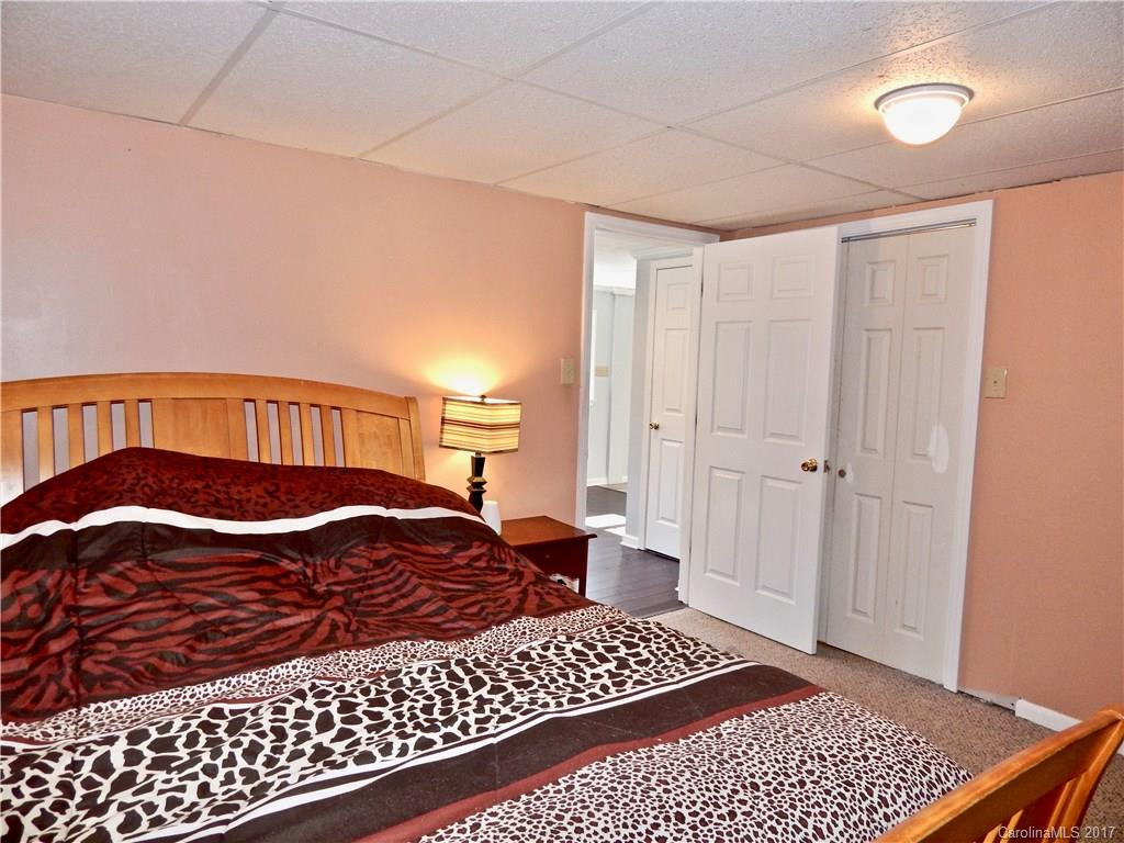 670 Salisbury Road - Photo 19