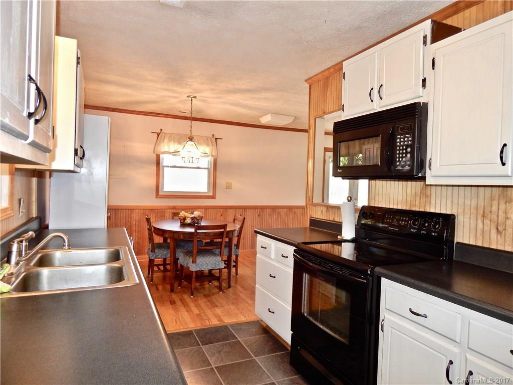 670 Salisbury Road - Photo 7