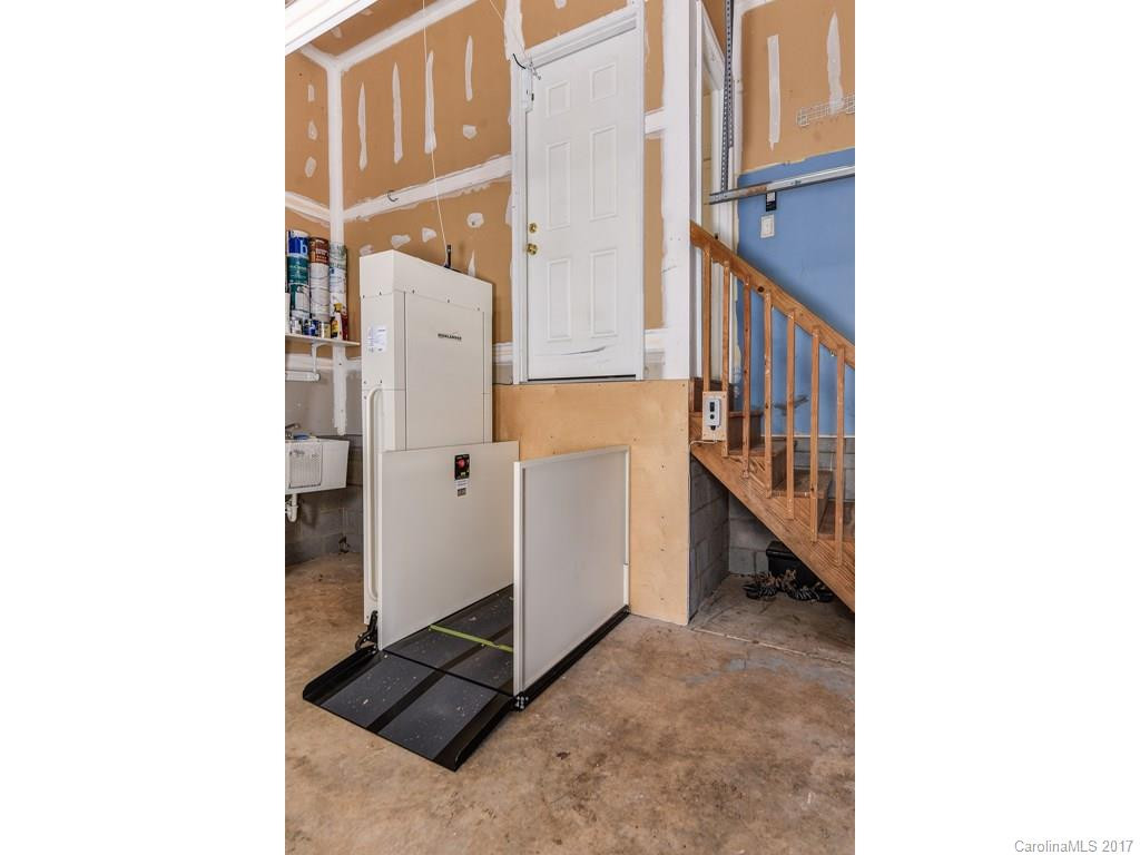 1401 Kenton Lane - Photo 18
