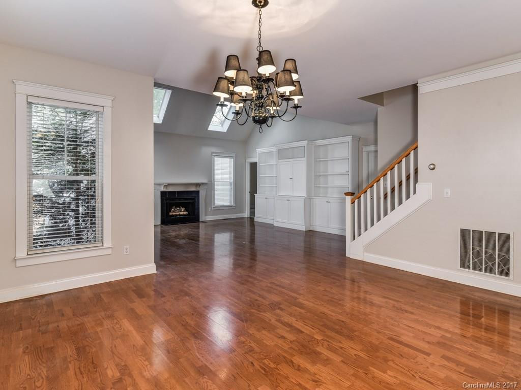 1401 Kenton Lane - Photo 6
