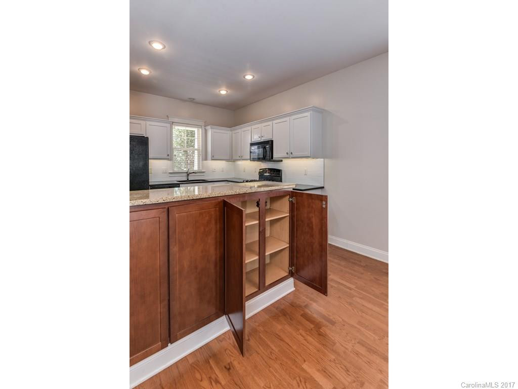 1401 Kenton Lane - Photo 8