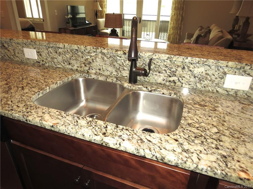 29 French Broad Street #305 - Photo 5