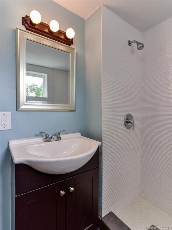 112 Clingman Avenue - Photo 14