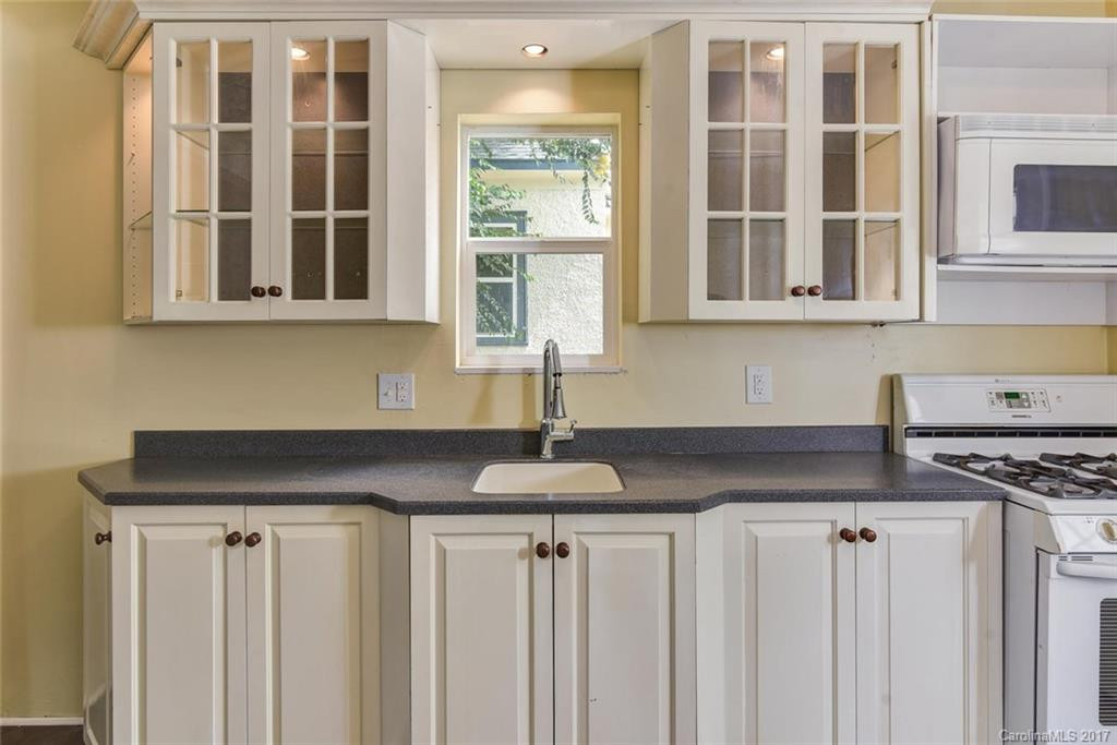 112 Clingman Avenue - Photo 8