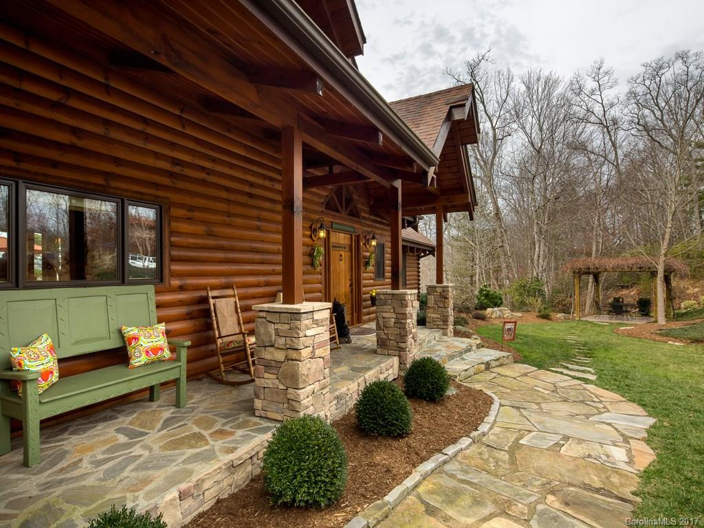 2100 Deep Woods Drive - Photo 2