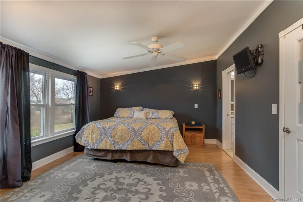 2395 St Pauls Road - Photo 8