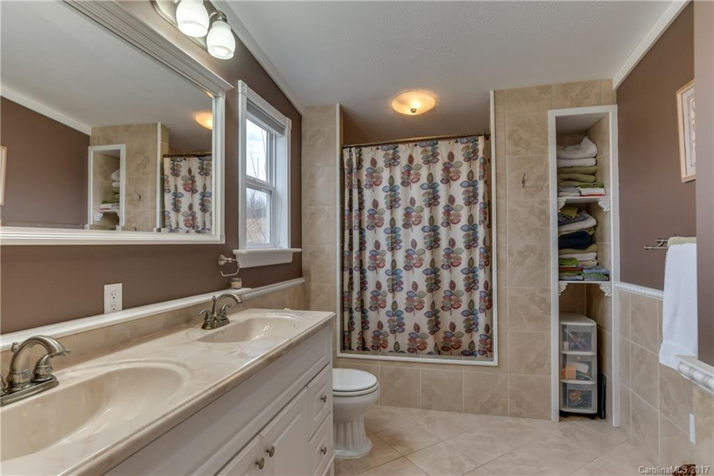 2395 St Pauls Road - Photo 9