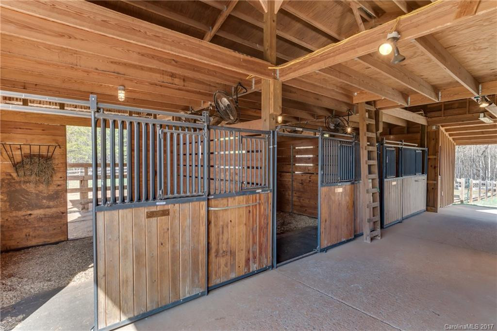 1590 W V Thompson Road - Photo 18