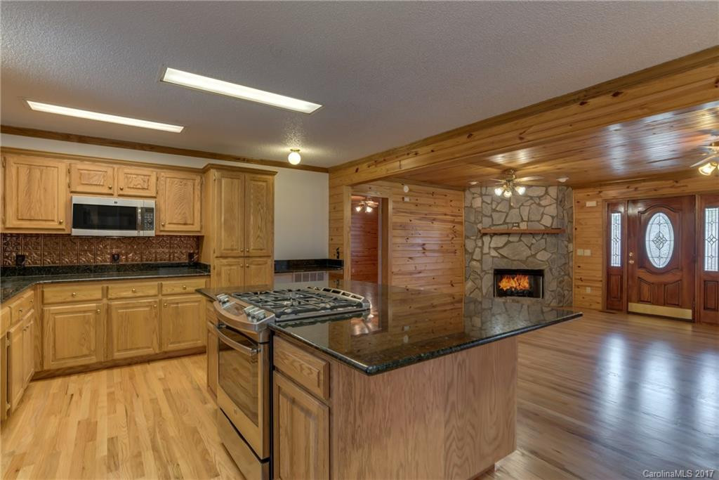 1590 W V Thompson Road - Photo 5
