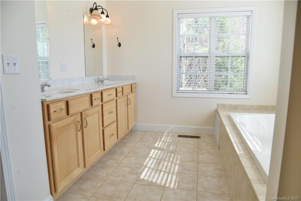 118 Ivy Meadows Drive - Photo 10